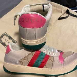 Gucci Sneaker 36 size 6 US